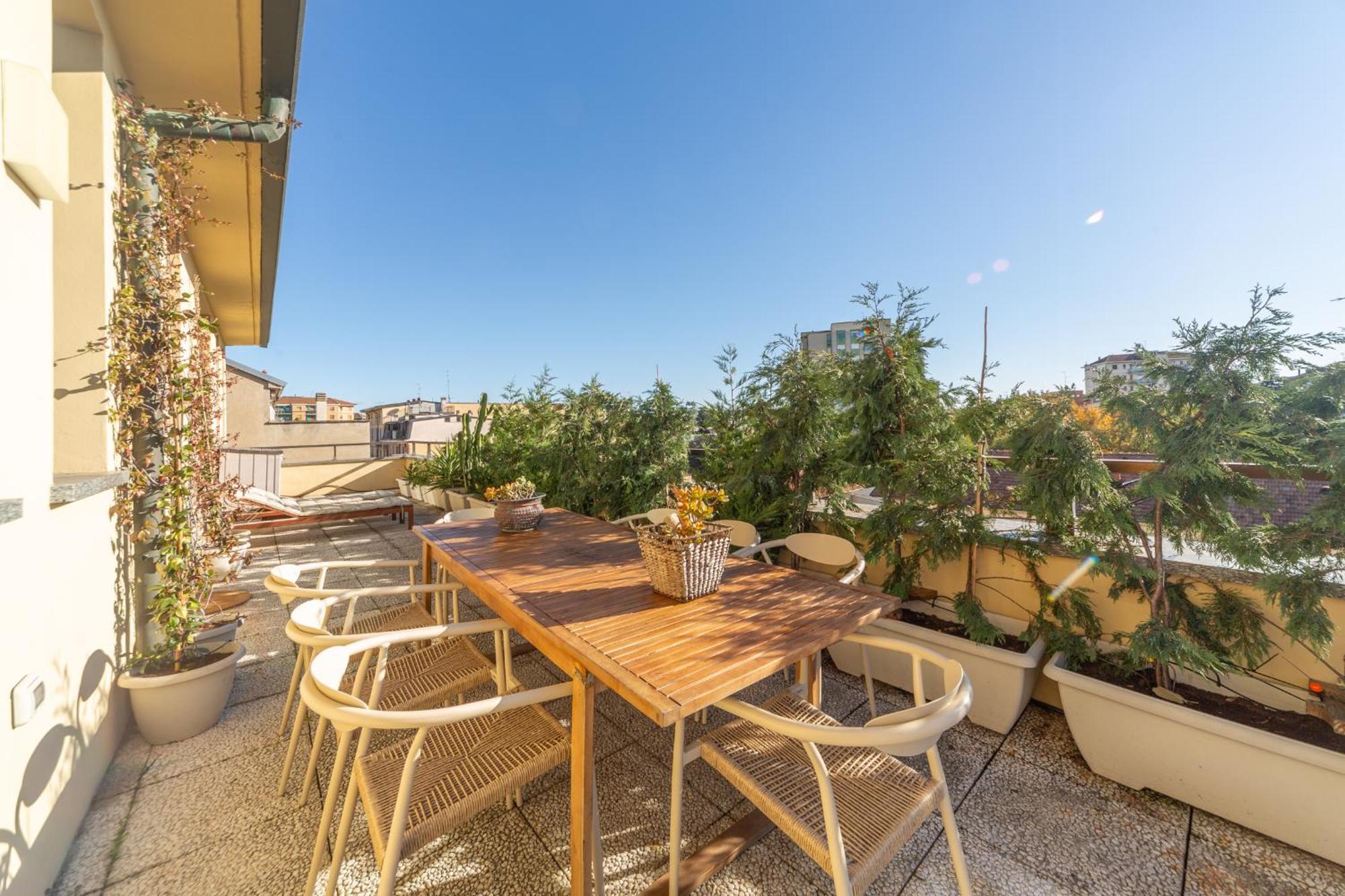 Appartement Casa Madera With Lovely Terrace Milan