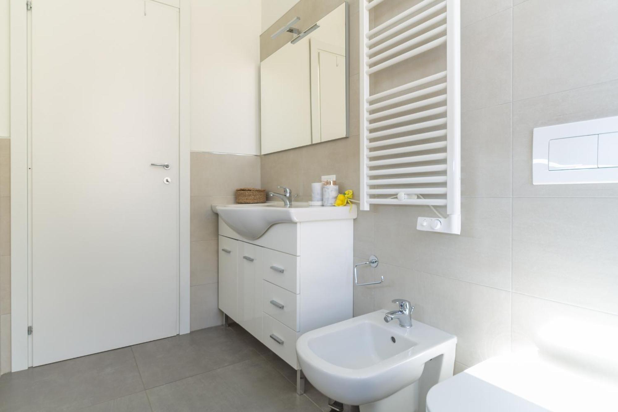 Casa Madera With Lovely Terrace * Milan