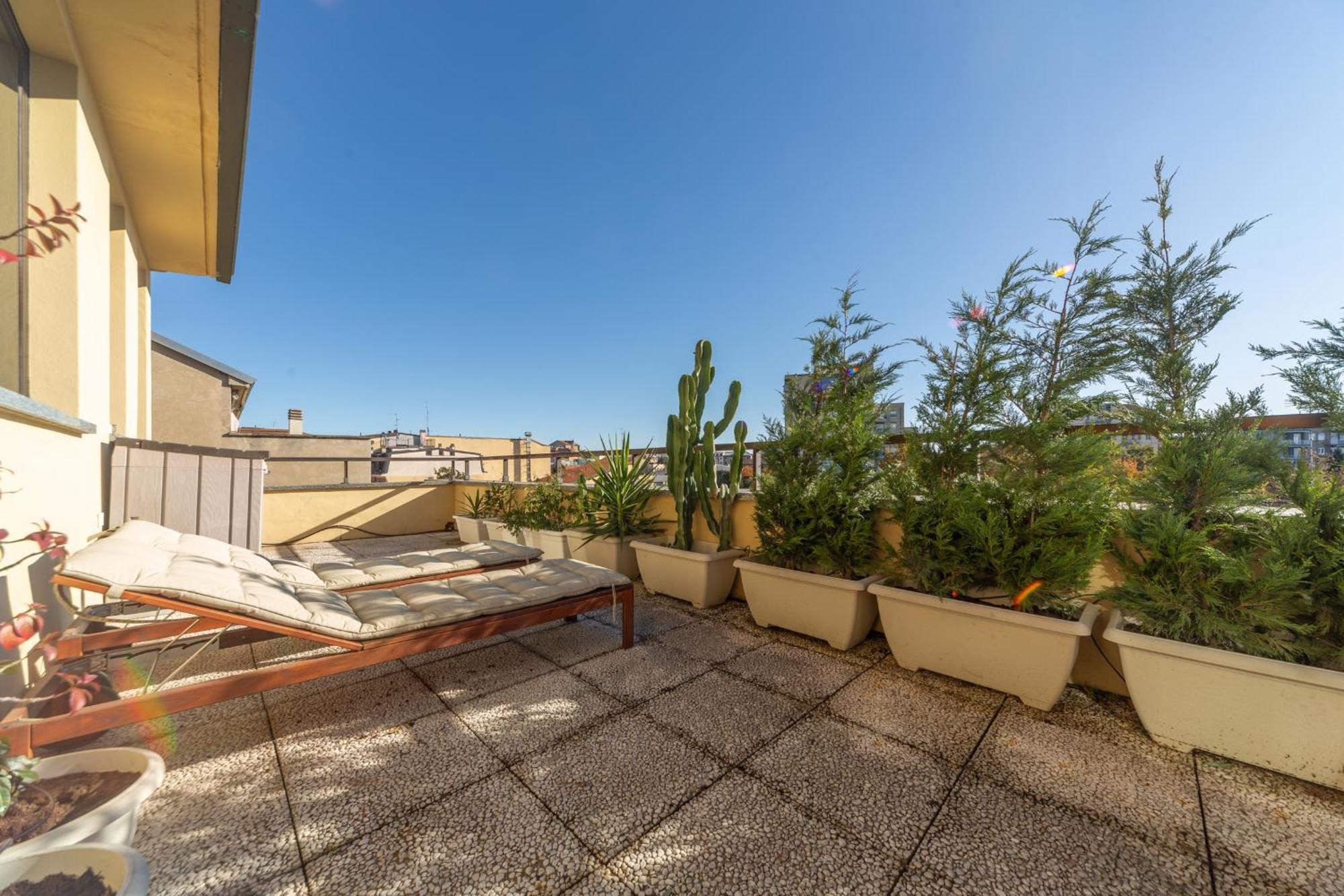 Casa Madera With Lovely Terrace Appartement Milan